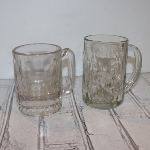 🍺 Vintage Glass Beer Mugs · Set of 2 · 4.5" & 5" Tall - Picture 4 of 5